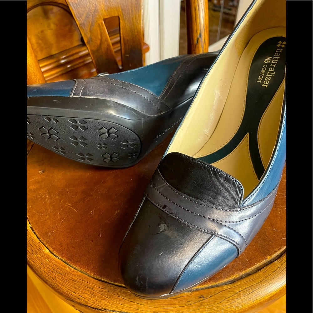 Naturalizer Platform Pumps - Picture 14 of 14